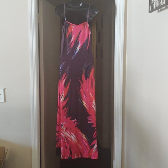 Sundress - Picture 3 of 4